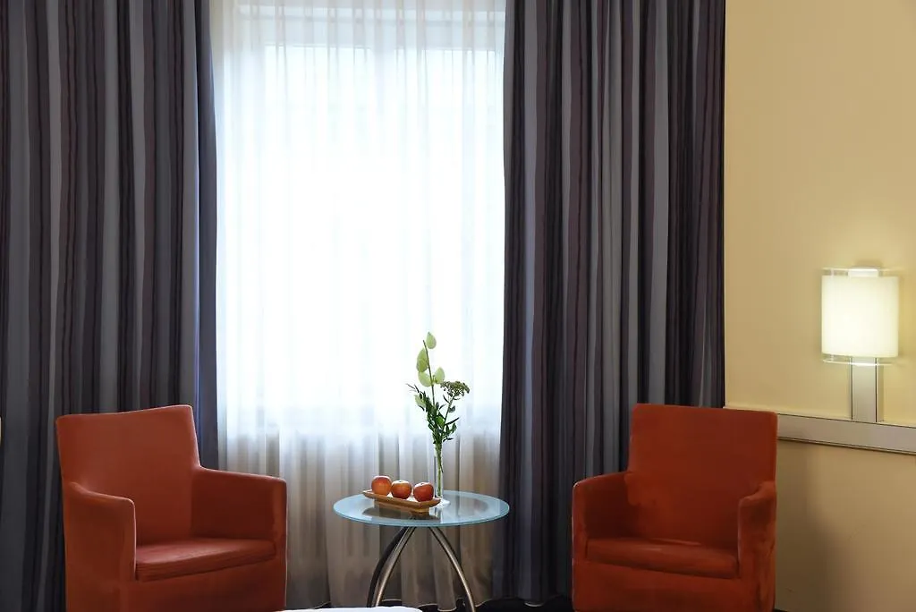 Intercityhotel שטוטגרט מלון