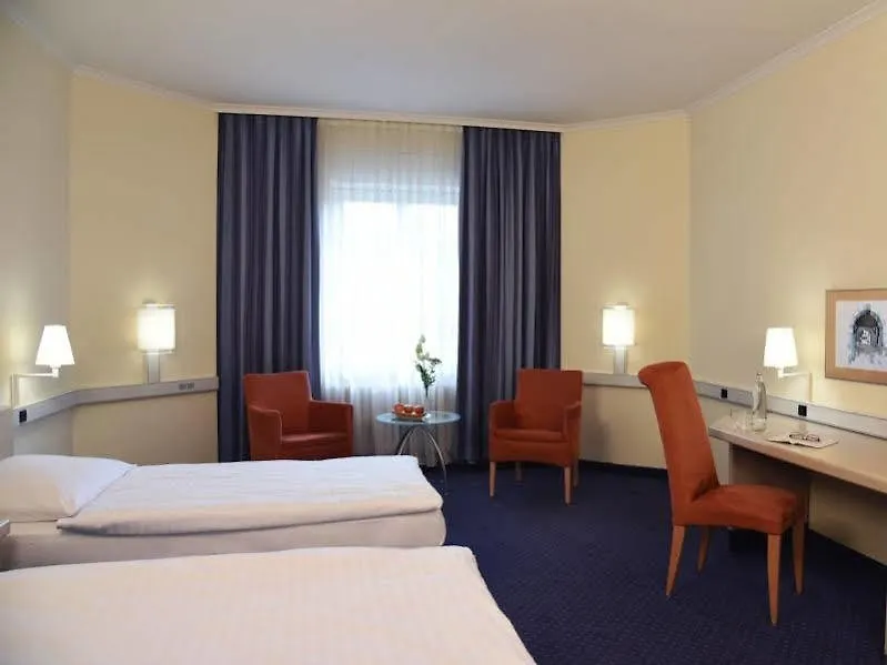 Intercityhotel Stuttgart 3*,  Deutschland